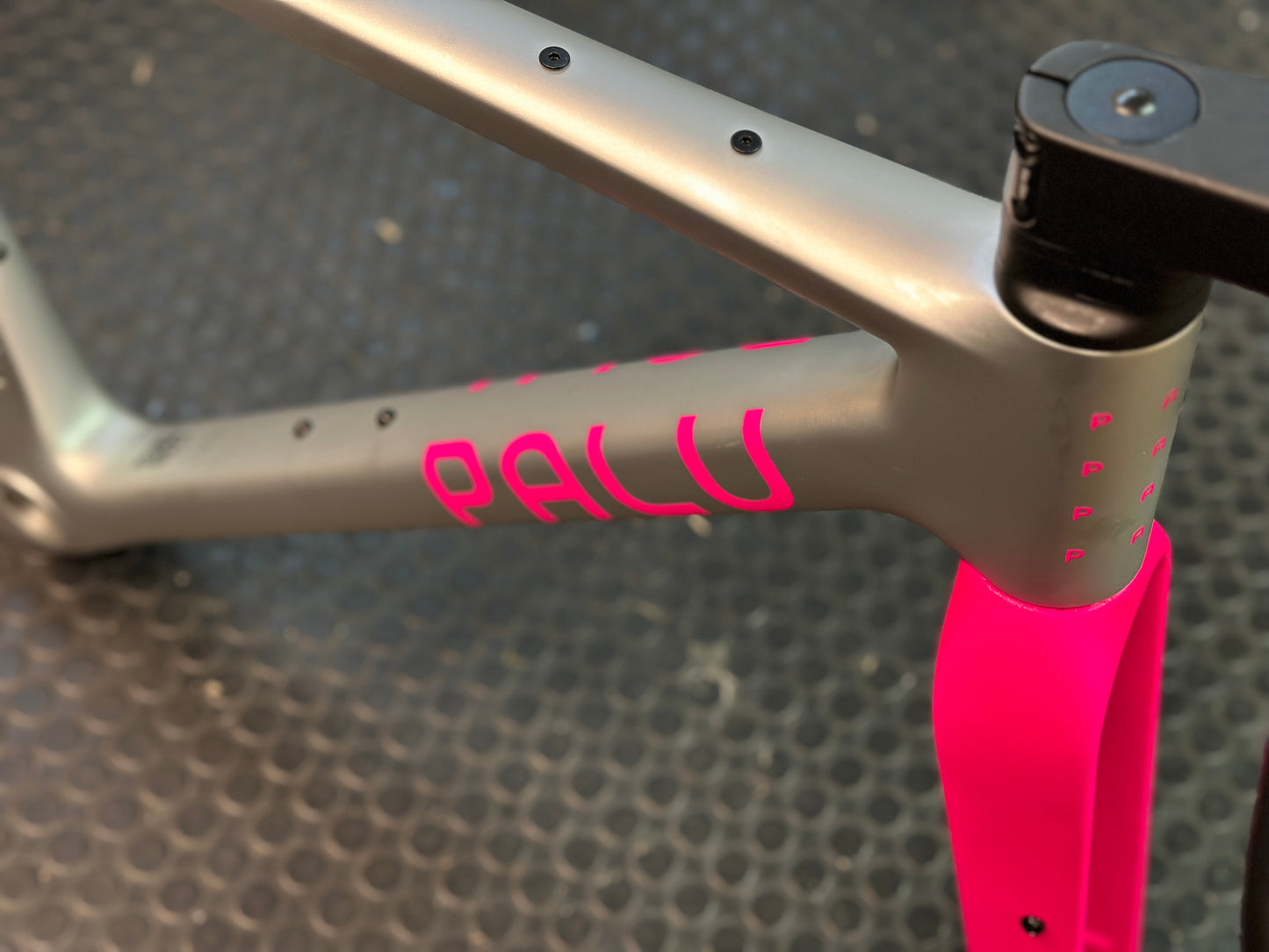 Brand new PALU GREENTEGRATA [+] Bespoke frameset kit - Size 1